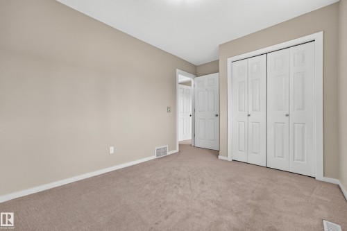 1605 Hodgson Court Nw, Edmonton, AB - Indoor Photo Showing Other Room