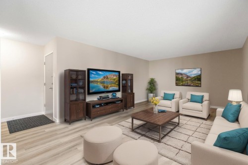 #202 10815 83 Av Nw, Edmonton, AB - Indoor Photo Showing Living Room