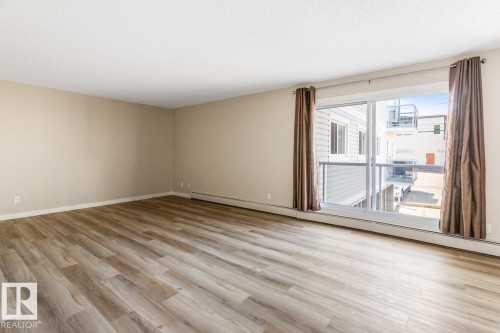 #202 10815 83 Av Nw, Edmonton, AB - Indoor Photo Showing Other Room