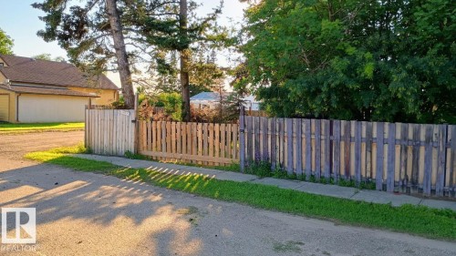 5102 51 Avenue, Willingdon, AB - Outdoor