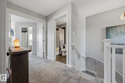 2020 Glenridding Gate Gate Sw, Edmonton, AB - Indoor