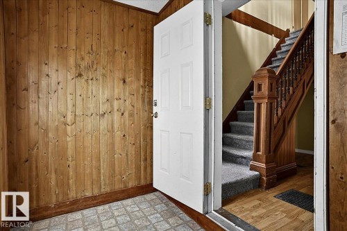 5010 52 Avenue, Wetaskiwin, AB - Indoor Photo Showing Other Room