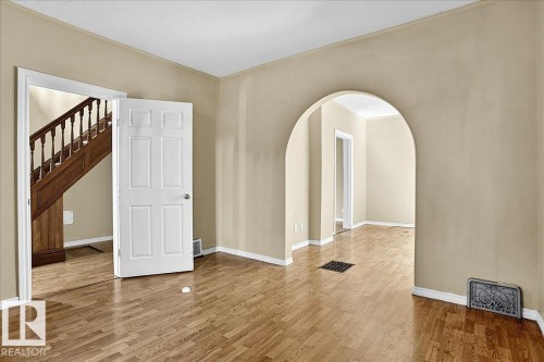 5010 52 Avenue, Wetaskiwin, AB - Indoor Photo Showing Other Room