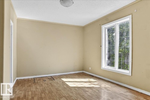 5010 52 Avenue, Wetaskiwin, AB - Indoor Photo Showing Other Room