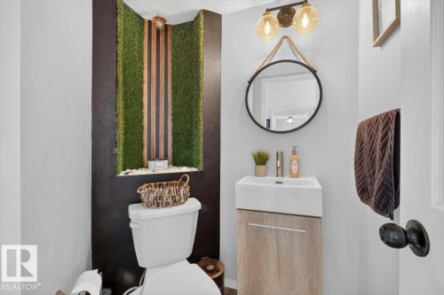 6030 S Terwillegar Boulevard Nw, Edmonton, AB - Indoor Photo Showing Bathroom