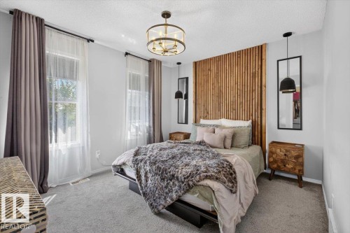 6030 S Terwillegar Boulevard Nw, Edmonton, AB - Indoor Photo Showing Bedroom