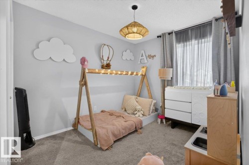 6030 S Terwillegar Boulevard Nw, Edmonton, AB - Indoor Photo Showing Bedroom