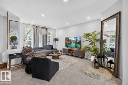 6030 S Terwillegar Boulevard Nw, Edmonton, AB - Indoor