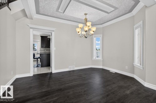 2836 34A Avenue Nw, Edmonton, AB - Indoor Photo Showing Other Room