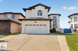 2836 34A Avenue NW  Edmonton, AB T6T 1Y8