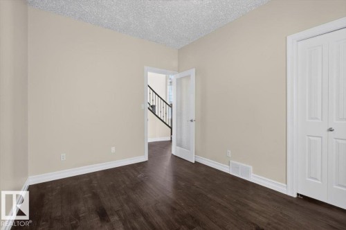 2836 34A Avenue Nw, Edmonton, AB - Indoor Photo Showing Other Room
