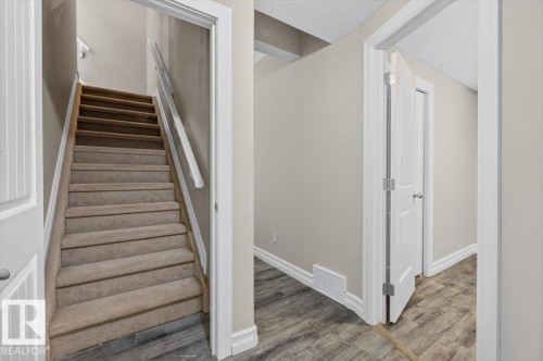 2836 34A Avenue Nw, Edmonton, AB - Indoor Photo Showing Other Room