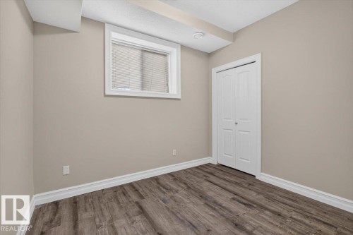 2836 34A Avenue Nw, Edmonton, AB - Indoor Photo Showing Other Room