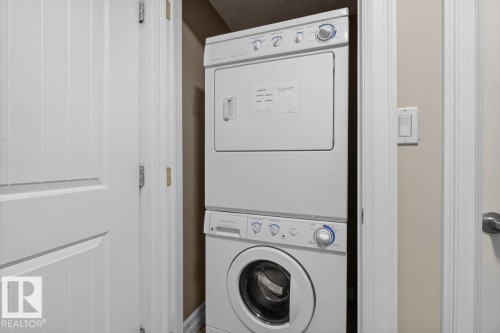 2836 34A Avenue Nw, Edmonton, AB - Indoor Photo Showing Laundry Room