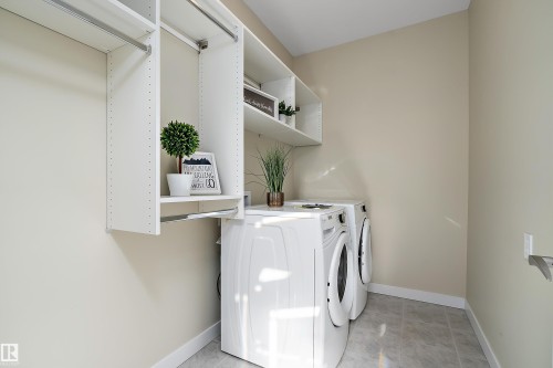 3090 Cameron Heights Way Nw, Edmonton, AB - Indoor Photo Showing Laundry Room