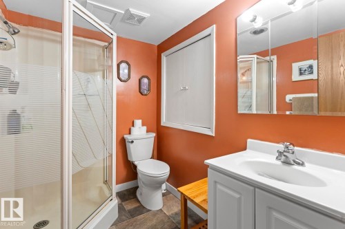 4102 54 Avenue, Cold Lake, AB - Indoor Photo Showing Bathroom