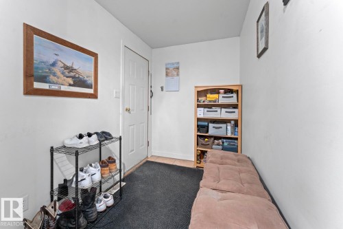 4102 54 Avenue, Cold Lake, AB - Indoor