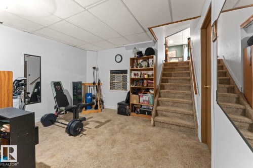 4102 54 Avenue, Cold Lake, AB - Indoor