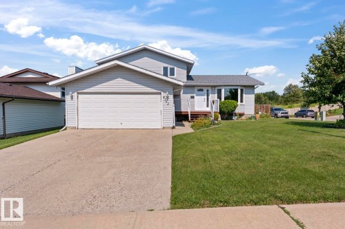 4102 54 Avenue, Cold Lake, AB - Outdoor