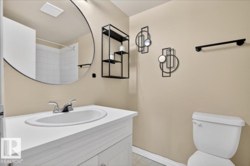 #309 2908 116A Av Nw, Edmonton, AB - Indoor Photo Showing Bathroom