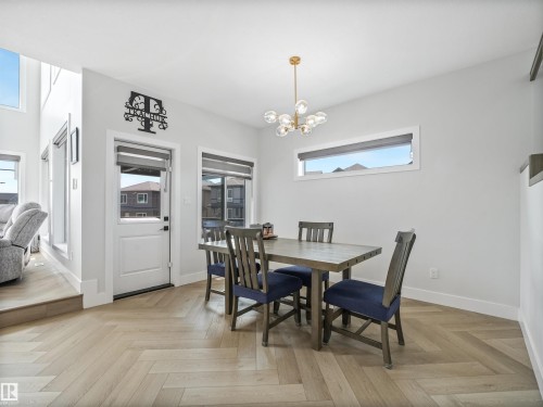 4621 170A Avenue Nw, Edmonton, AB - Indoor Photo Showing Dining Room