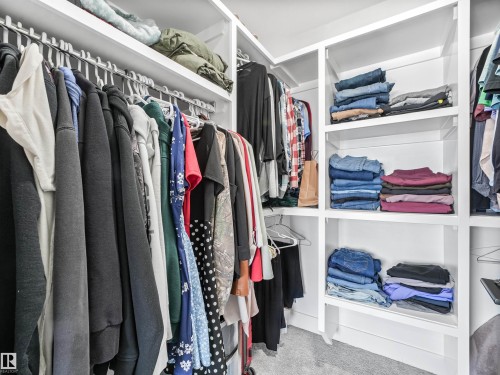 4621 170A Avenue Nw, Edmonton, AB - Indoor With Storage