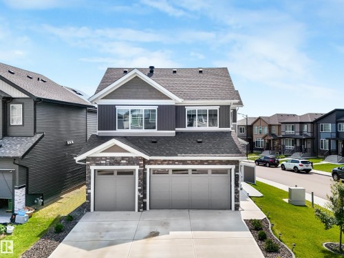 4621 170A Avenue Nw, Edmonton, AB - Outdoor With Facade