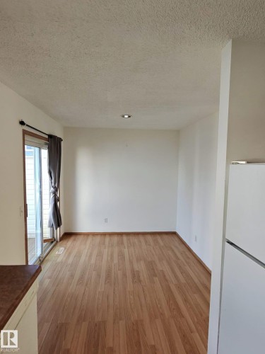 #31 10909 106 ST NW NW , Edmonton, AB T5H 4M7 2