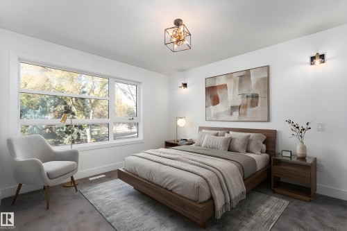 12031 124 Street Nw, Edmonton, AB - Indoor Photo Showing Bedroom