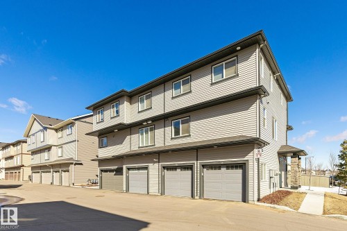 #20 1530 Tamarack Boulevard Nw, Edmonton, AB - Outdoor