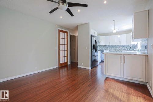 4309 42 Street, Leduc, AB - Indoor Photo Showing Kitchen