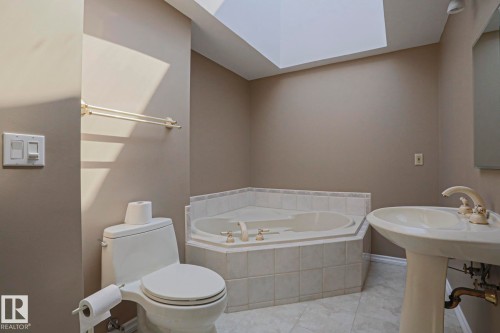 4309 42 Street, Leduc, AB - Indoor Photo Showing Bathroom