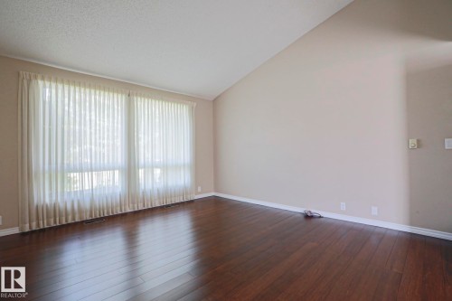 4309 42 Street, Leduc, AB - Indoor Photo Showing Other Room
