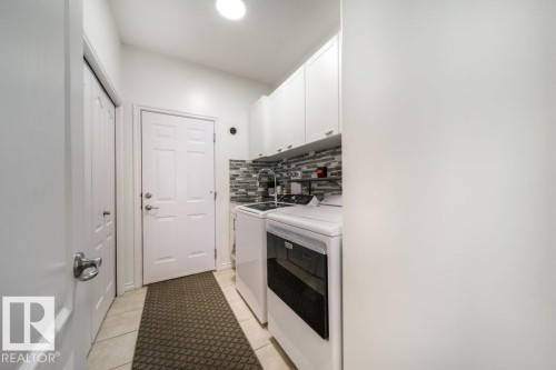 16103 72 Street Nw, Edmonton, AB - Indoor Photo Showing Other Room