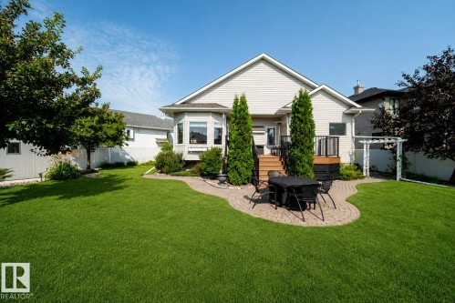 16103 72 Street Nw, Edmonton, AB - Outdoor