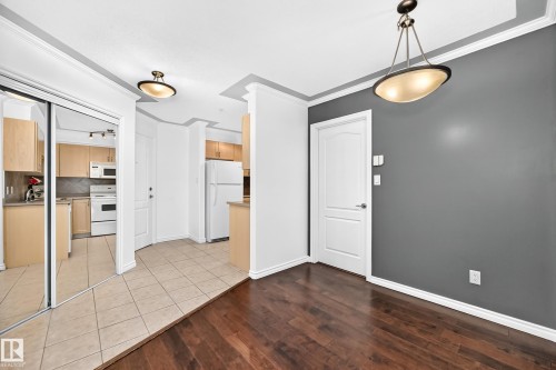 #105 9938 104 St Nw, Edmonton, AB - Indoor