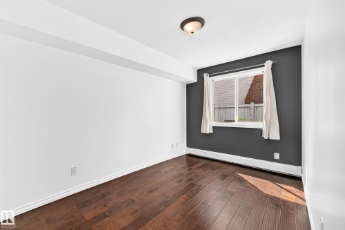 #105 9938 104 St Nw, Edmonton, AB - Indoor Photo Showing Other Room