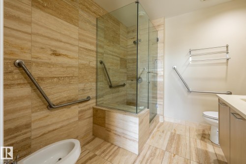 #S113 2504 109 St Nw, Edmonton, AB - Indoor Photo Showing Bathroom
