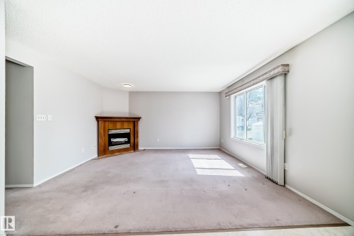 4319 39 Avenue Nw, Edmonton, AB - Indoor With Fireplace