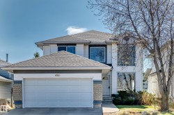 4319 39 Avenue NW  Edmonton, AB T6L 7B6