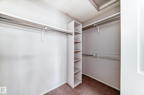 4319 39 Avenue Nw, Edmonton, AB - Indoor With Storage