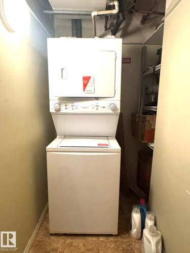 #117 4304 139 Av Nw, Edmonton, AB - Indoor Photo Showing Laundry Room