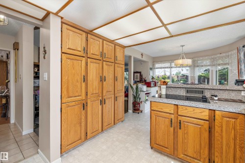 45 Blue Quill Crescent Nw, Edmonton, AB - Indoor