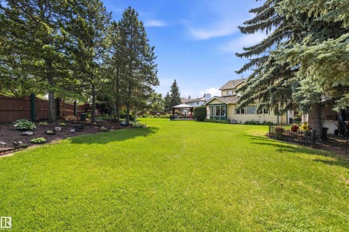 45 Blue Quill Crescent Nw, Edmonton, AB - Outdoor