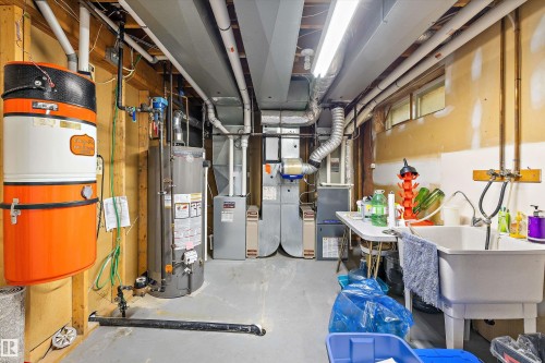 45 Blue Quill Crescent Nw, Edmonton, AB - Indoor Photo Showing Basement
