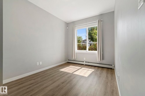 #121 812 Welsh Dr Sw, Edmonton, AB - Indoor Photo Showing Other Room