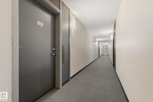 #121 812 Welsh Dr Sw, Edmonton, AB - Indoor Photo Showing Other Room