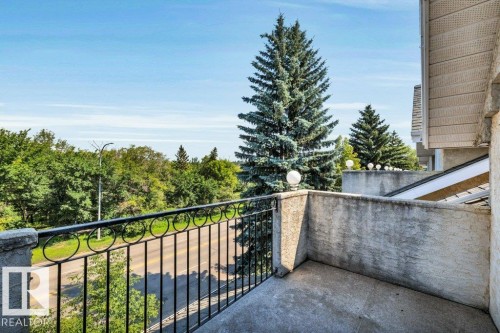 9321 98 Avenue Nw, Edmonton, AB - Outdoor With Balcony