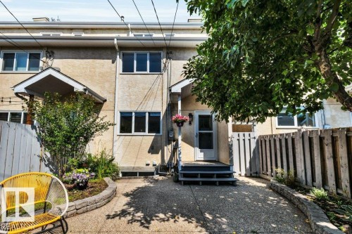 9321 98 Avenue Nw, Edmonton, AB - Outdoor