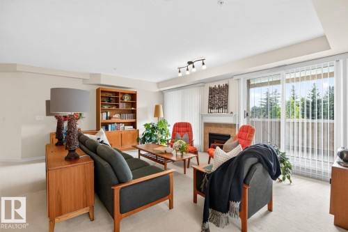 #322 7510 89 St Nw, Edmonton, AB - Indoor With Fireplace
